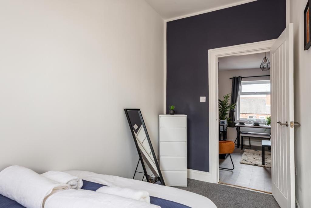 Hopetown Apartment-Modern 2 Bed With Free Parking Normanton  Ngoại thất bức ảnh